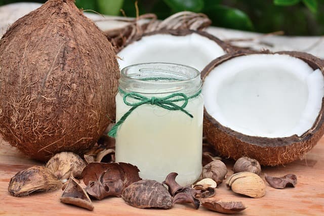 Comment faire ses propres soins capillaires naturels maison ?